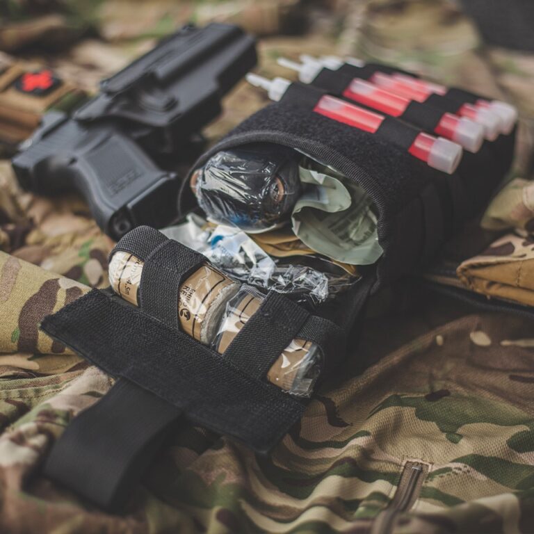 Rinoceronte resgate 001m ifak bolsa médica kit de primeiros socorros trauma sobrevivência ao ar livre emergência equipamento tático engrenagem molle para acampamento - Image 4